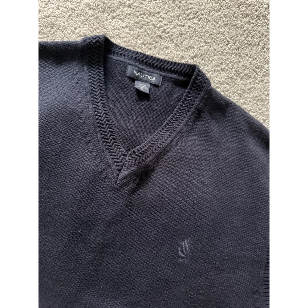 Nautica Navy Hairbone Stitch V-neck Sweater Vest. Size‎ X-Large